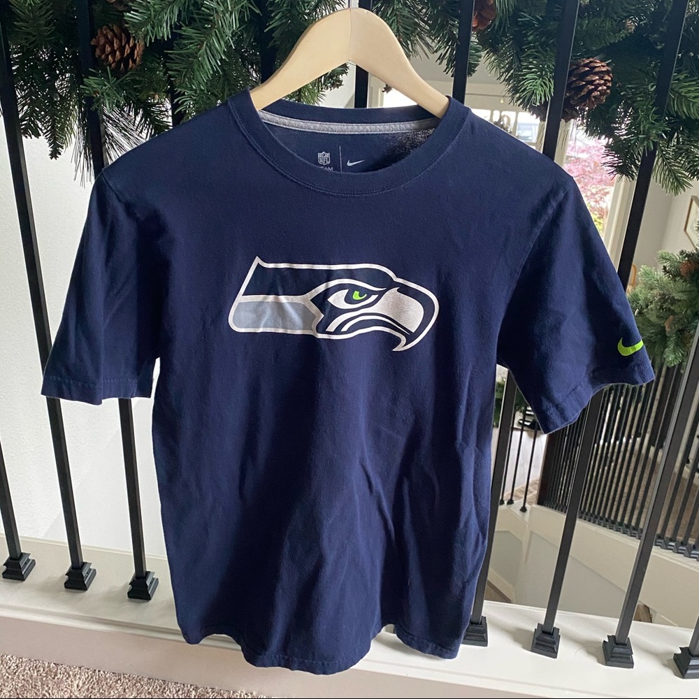 Seahawks shirt